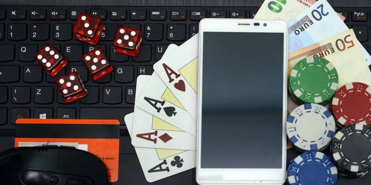 Experience the Excitement of Online Casino