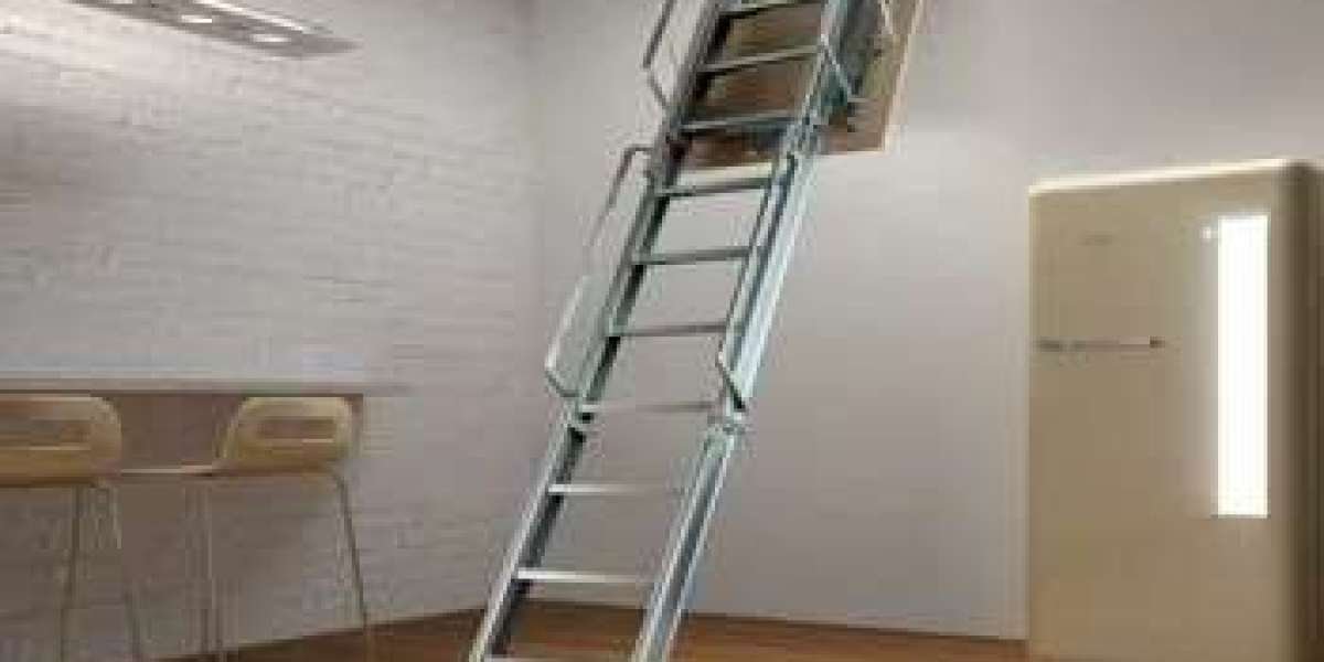 Katlanır çatı merdivenleri